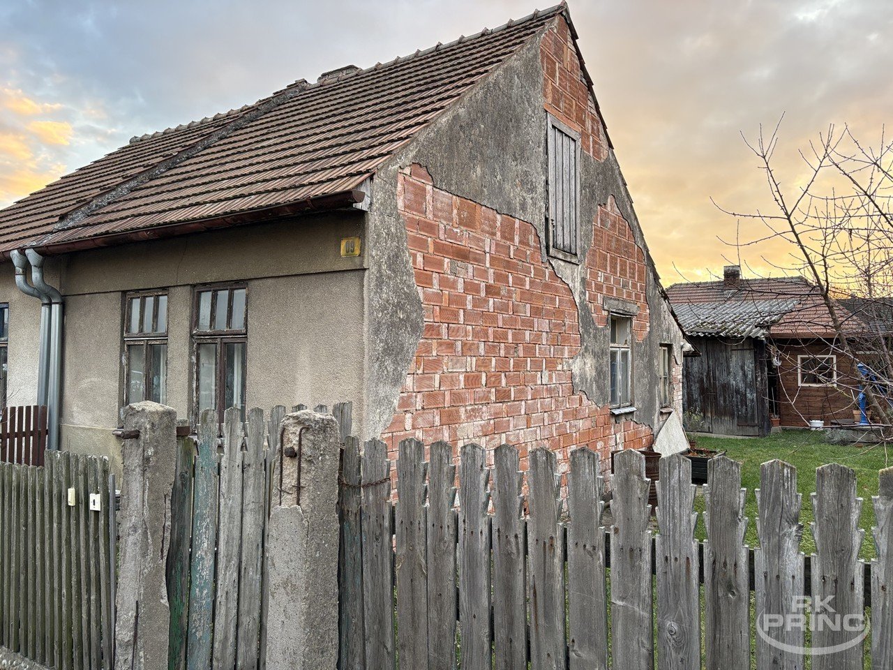 tn_zoom_filename_28945