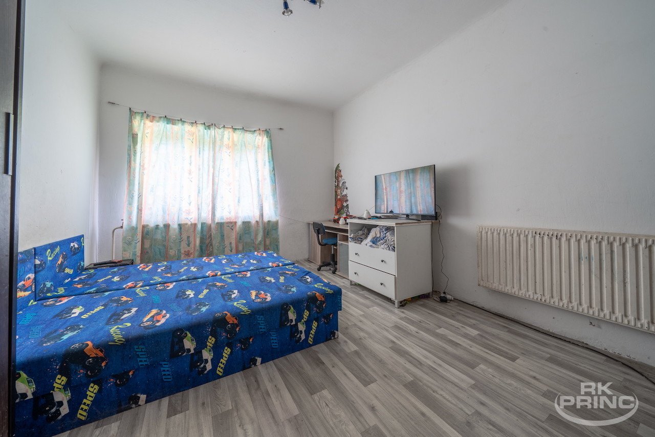 tn_zoom_filename_28759 tn_zoom_filename_28759